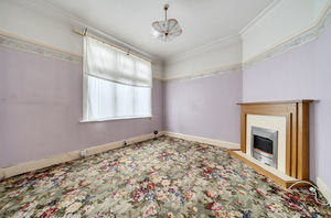 Dining room- click for photo gallery